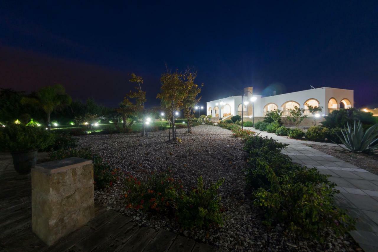 Le Lantane - Luxury Rooms Alessano Exterior photo