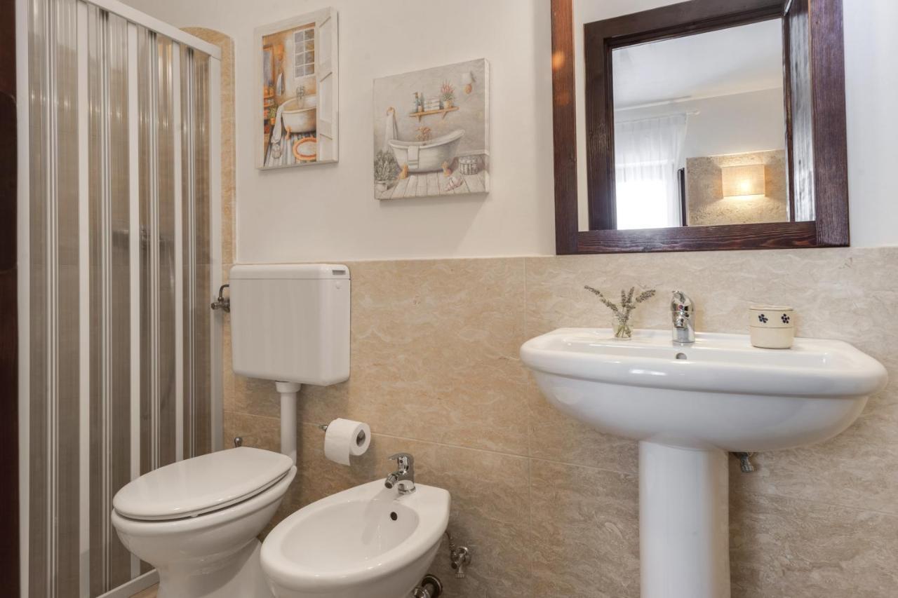 Le Lantane - Luxury Rooms Alessano Exterior photo