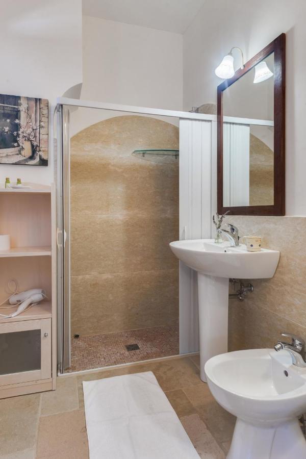 Le Lantane - Luxury Rooms Alessano Exterior photo